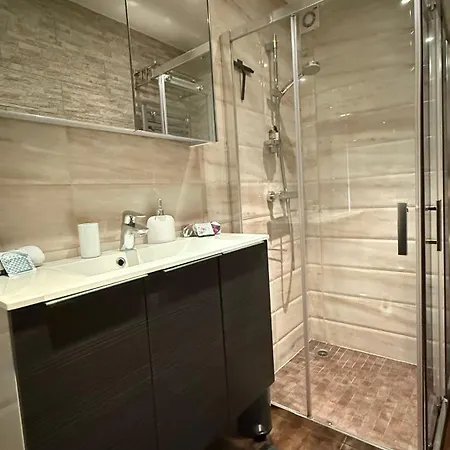 Dans Résidence Privée à 10 Mn De Cannes Appartement