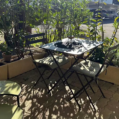 Daire Confort Au Calme Avec Jardin Proche Cannes *