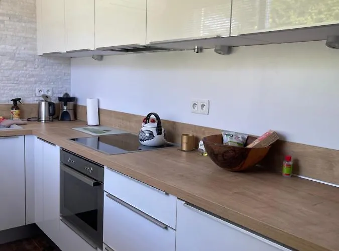 Confort Au Calme Avec Jardin Proche Cannes Апартаменты *