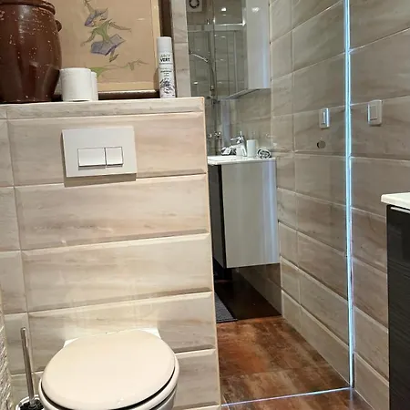 Confort Au Calme Avec Jardin Proche Cannes Apartament Le Cannet
