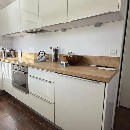 Appartement Dans Résidence Privée à 10 Mn De Cannes