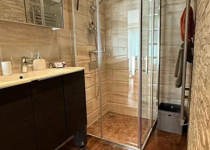 Confort Au Calme Avec Jardin Proche Cannes Apartment *
