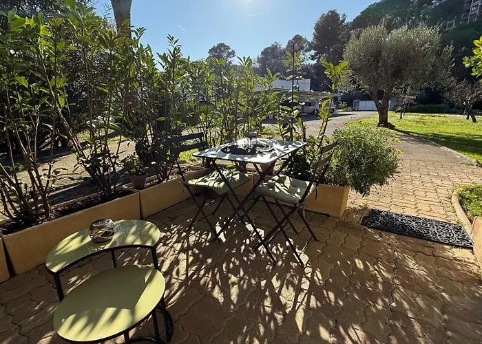 Apartment Confort Au Calme Avec Jardin Proche Cannes Le Cannet